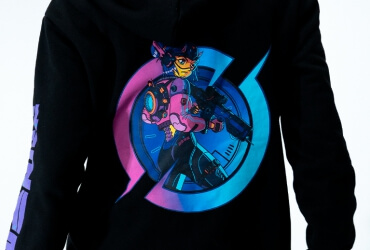 DarkZero x Raven Seoul Runner Hoodie © Raven store