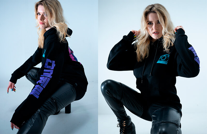 DarkZero x Raven Seoul Runner Hoodie model © Raven store