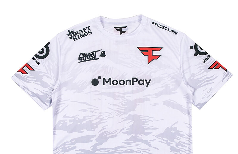 FaZe Clan White Alternate Jersey © FaZe Clan shop