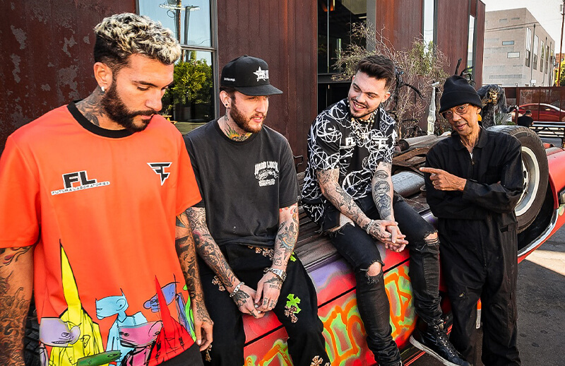 FaZe Clan x Futura Laboratories Clothing Team © FaZe Clan shop