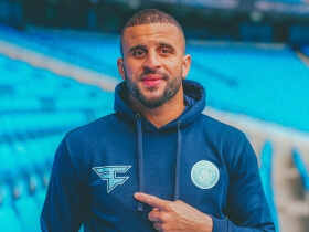 FaZe Clan x Manchester City Clothing Drop © FaZe Clan shop