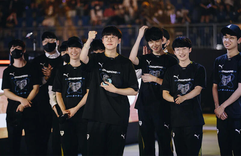 Gen.G LCK Summer 2022 Champions T-Shirt - Full Team © GenG shop