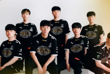 Gen.G team with 2021 Worlds Jersey © Gen.G shop