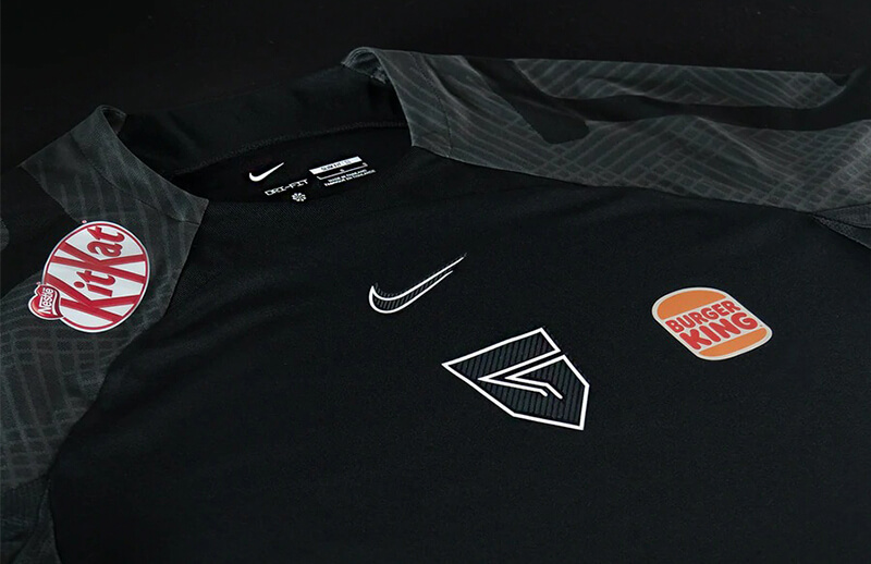 Giants Gaming x Nike 2022 Player Jersey details © Giants shop