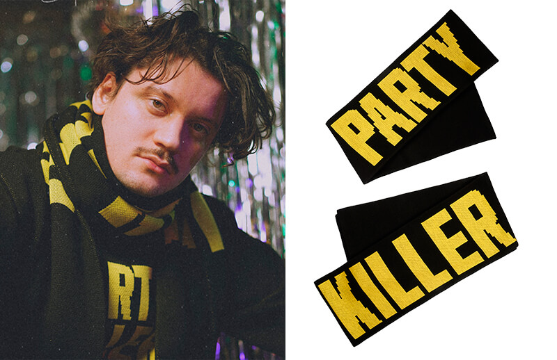 NAVI's New Year's Party Killer Scarf © NAVI shop