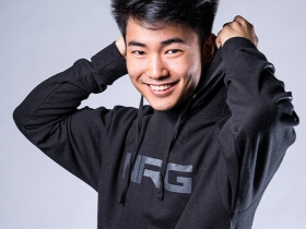 NRG new Blackout Hoodie © NRG shop