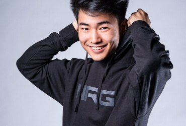 NRG new Blackout Hoodie © NRG shop