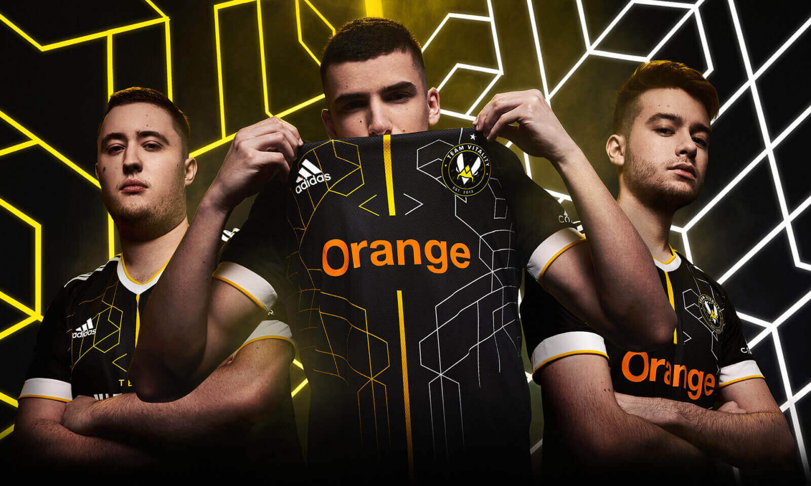 Nikof, ZywOo and Kaydop - 2021 Pro Kit © Team Vitality shop