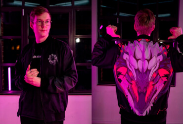 SK Gaming 2022 Dragon Bomber jacket © SK Gaming Store