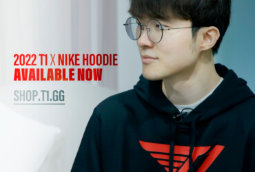 T1 x Nike 2022 Hoodie © T1 shop